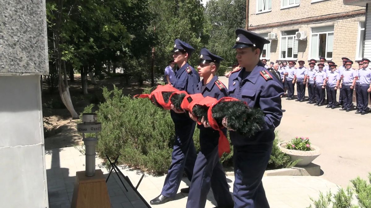 Ветеран Великой Отечественной войны, участник Парада Победы 1945 года, Почетный гражданин региона Александр Колотушкин стал участником митинга ко Дню памяти и скорби в Волгограде Ветеран Великой Отечественной войны, участник Парада Победы 1945 года, Почетный гражданин региона Александр Колотушкин стал участником митинга ко Дню памяти и скорби в Волгограде