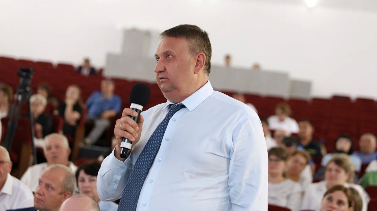 Заместитель председателя комитета по дорожно-транспортному комплексу связи и информационным технологиям Дмитрий Григоров отметил, что успешная реализация проектов программы комплексного развития сельских территорий... Заместитель председателя комитета по дорожно-транспортному комплексу связи и информационным технологиям Дмитрий Григоров отметил, что успешная реализация проектов программы комплексного развития сельских территорий...