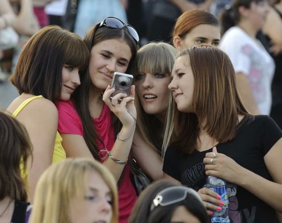 Фестивали, музыка, спорт, дискотека 90-х: куда пойти на День молодежи 2026 в Волжском