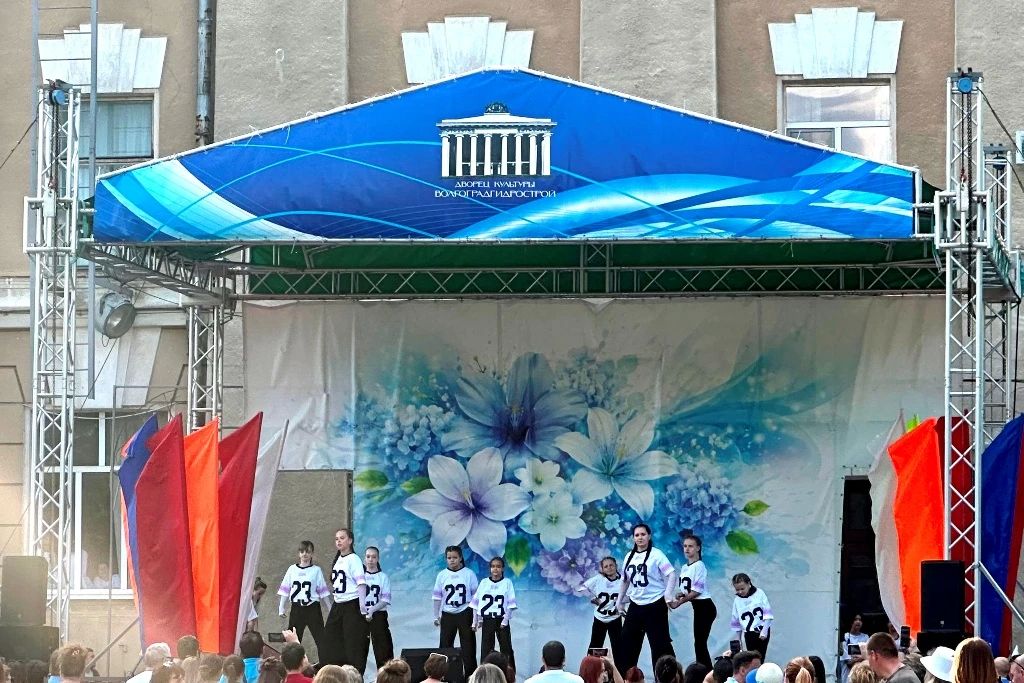 «ЗОЖигай семейно!» - праздник, который превратил парк «Гидростроитель» в Волжском в настоящий городок здоровья, веселья и семейного счастья «ЗОЖигай семейно!» - праздник, который превратил парк «Гидростроитель» в Волжском в настоящий городок здоровья, веселья и семейного счастья