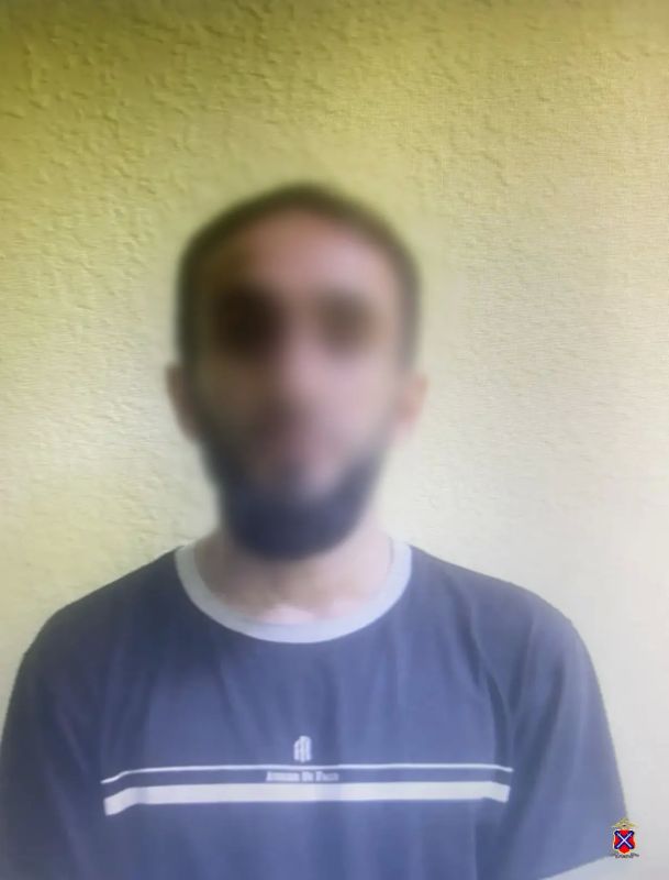 Полицейские Волжского задержали двоих приезжих, похитивших у местного жителя телефон в качестве «возмещения» ущерба