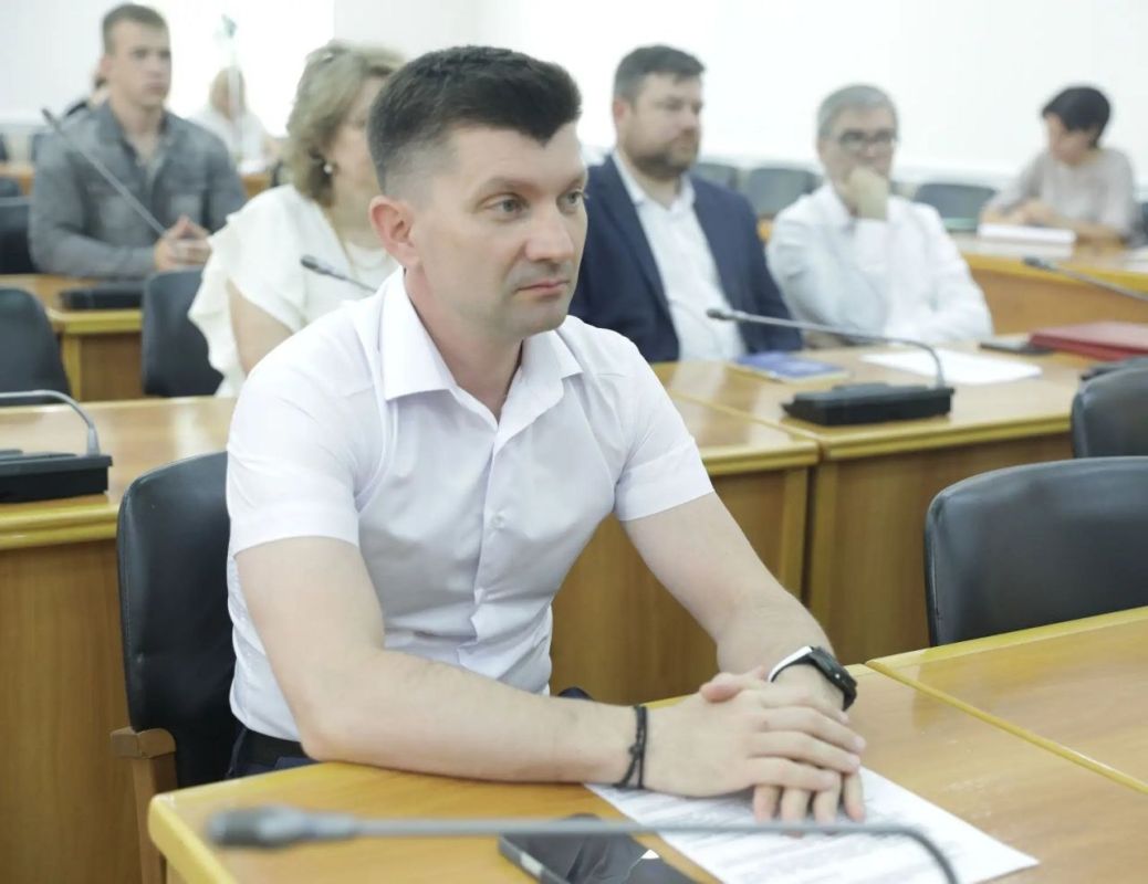 Законопроект о мемориальном комплексе героям СВО получил поддержку профильного комитета гордумы Волгограда Законопроект о мемориальном комплексе героям СВО получил поддержку профильного комитета гордумы Волгограда
