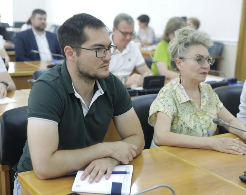 Законопроект о мемориальном комплексе героям СВО получил поддержку профильного комитета гордумы Волгограда Законопроект о мемориальном комплексе героям СВО получил поддержку профильного комитета гордумы Волгограда