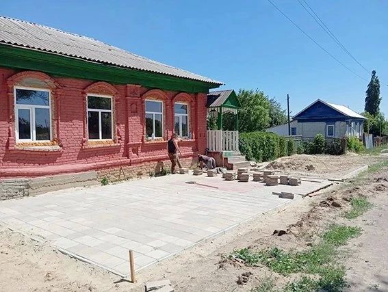 В старейшей станице Фроловского района восстанавливают купеческую лавку В старейшей станице Фроловского района восстанавливают купеческую лавку