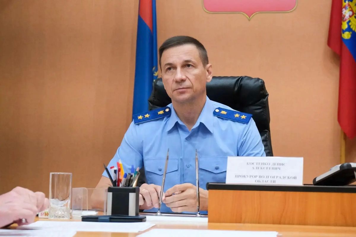 Прокурор Волгоградской области провел выездной личный прием граждан в Михайловском районе Прокурор Волгоградской области провел выездной личный прием граждан в Михайловском районе