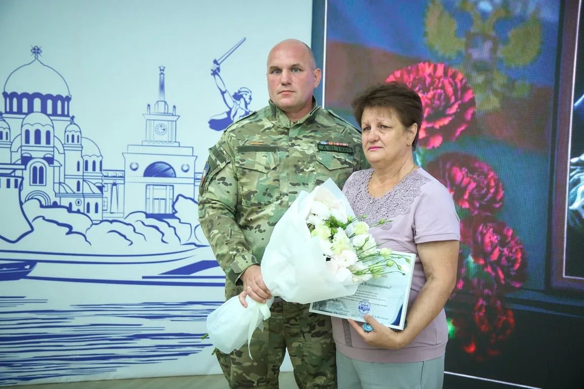 В Волгоградской области более 60 ветеранов СВО вступили в Ассоциацию ветеранов спецоперации В Волгоградской области более 60 ветеранов СВО вступили в Ассоциацию ветеранов спецоперации