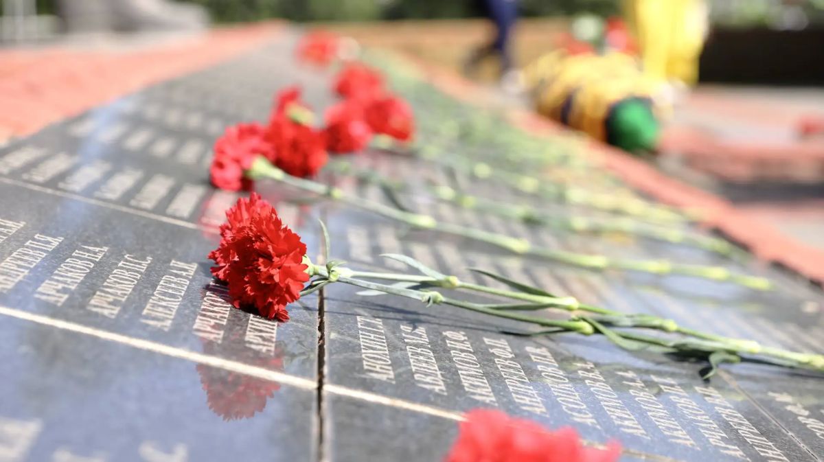 Сегодня председатель Волгоградской областной Думы, руководитель областного совета ветеранов Александр Блошкин проводит рабочую поездку в Алексеевский район Сегодня председатель Волгоградской областной Думы, руководитель областного совета ветеранов Александр Блошкин проводит рабочую поездку в Алексеевский район