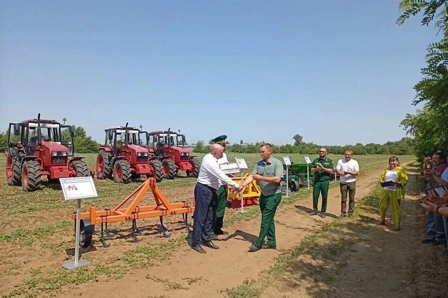 Волгоградские лесничества получили 30 единиц новой спецтехники и оборудования Волгоградские лесничества получили 30 единиц новой спецтехники и оборудования