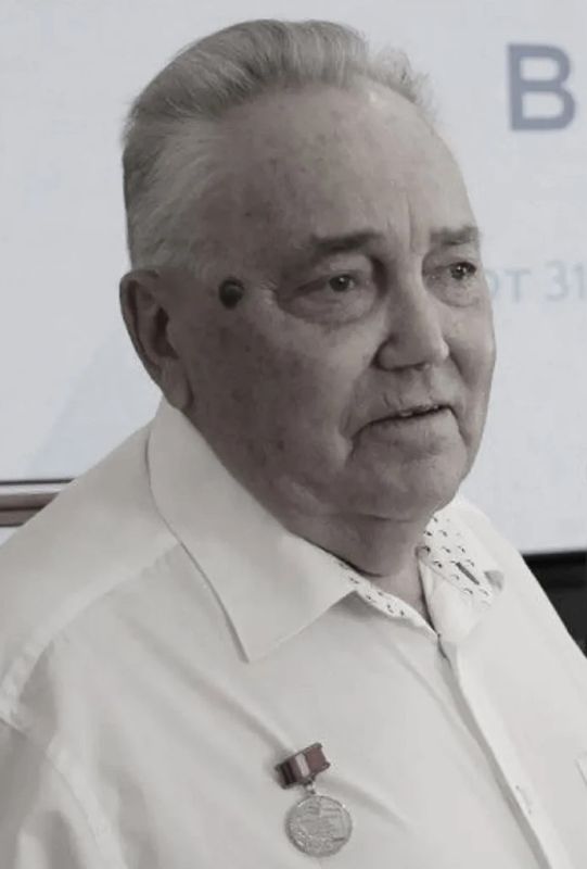 В Волгограде 16 июля 2026 года состоится прощание с профессором Волгоградского государственного социально-педагогического университета Павлом Васильевичем Лободиным, который скончался после продолжительной болезни