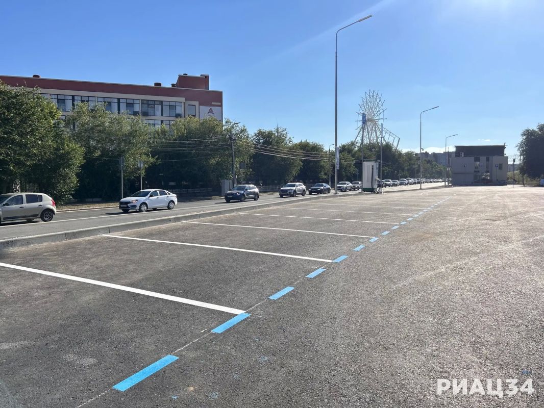 Завтра, 21 июля, в центре Волгограда в тестовом режиме заработает новая автопарковка на улице Володарского, 21 Завтра, 21 июля, в центре Волгограда в тестовом режиме заработает новая автопарковка на улице Володарского, 21