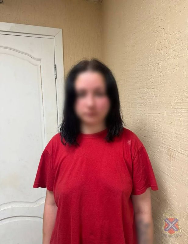 В Волгограде полицейские задержали подозреваемую в причинении из ревности ножевого ранения сожителю В Волгограде полицейские задержали подозреваемую в причинении из ревности ножевого ранения сожителю