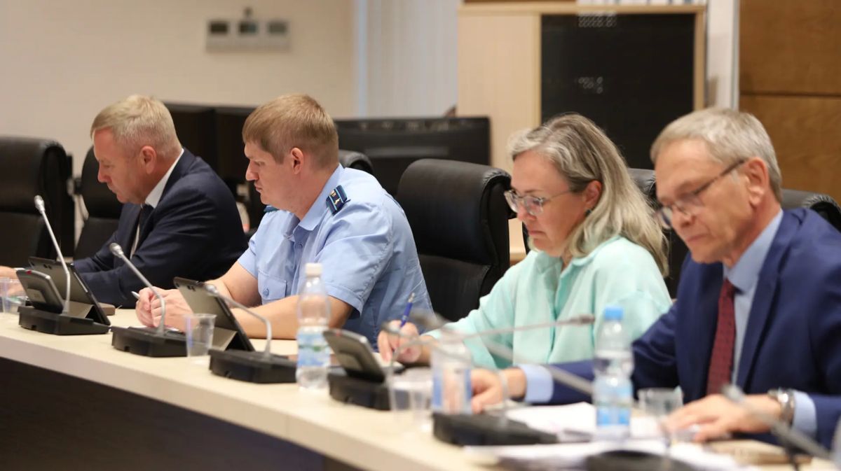 На обводнение озера Цаца планируется направить более 12 миллионов рублей – на заседании комитета по экологии, природопользованию и охране окружающей среды под председательством Ирины Соловьевой Волгоградской областной Думе... На обводнение озера Цаца планируется направить более 12 миллионов рублей – на заседании комитета по экологии, природопользованию и охране окружающей среды под председательством Ирины Соловьевой Волгоградской областной Думе...