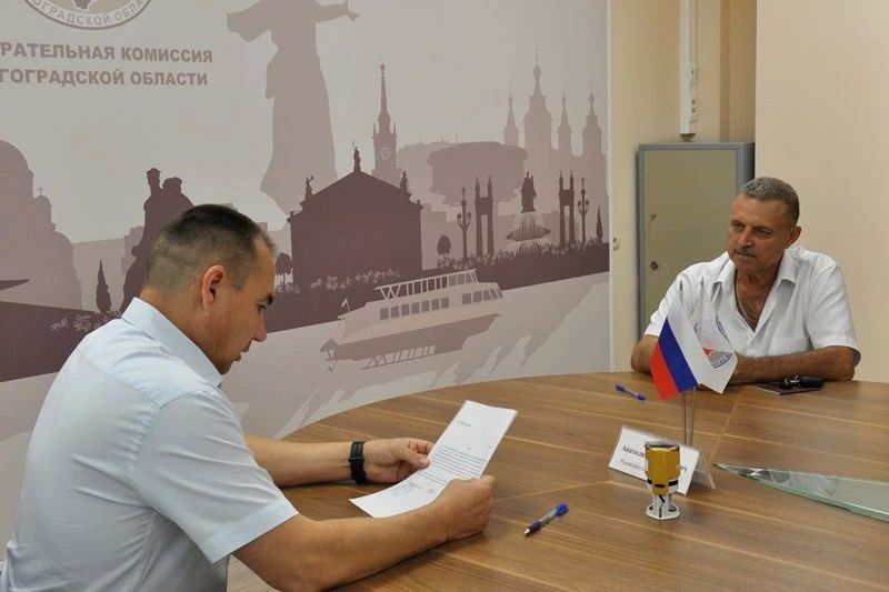 Кандидаты от партии ЛДПР представили документы для регистрации Кандидаты от партии ЛДПР представили документы для регистрации