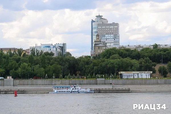 Речной фасад Волгограда: что увидят туристы во время водных экскурсий, ставших трендом-2026 Речной фасад Волгограда: что увидят туристы во время водных экскурсий, ставших трендом-2026