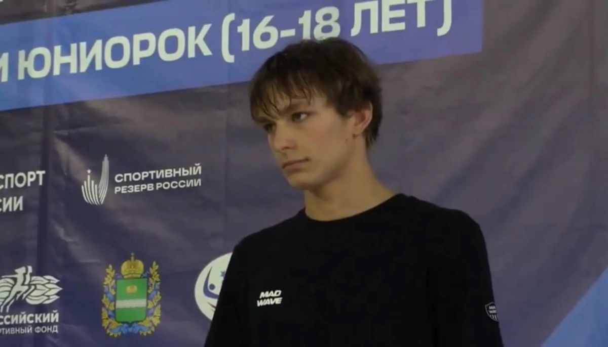 Волгоградский пловец Александр Дудаков завоевал «бронзу» первенства России по плаванию среди юниоров и юниорок 16-18 лет в Калуге