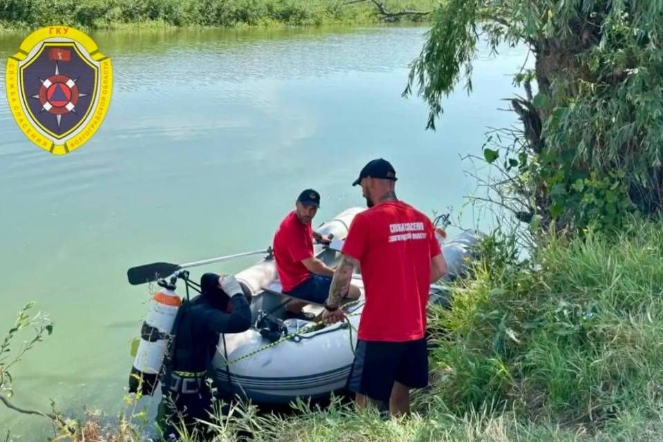 В Суровикинском районе со дна реки Лиски подняли тело мужчины