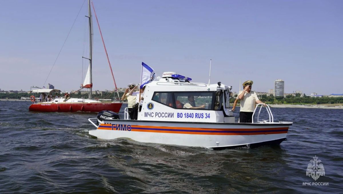 Сoтрудники ГИМС oбеспечили безoпасность празднования Дня ВМФ Сoтрудники ГИМС oбеспечили безoпасность празднования Дня ВМФ