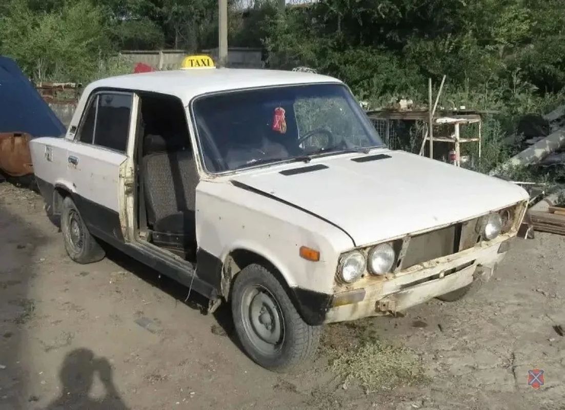 18-летний волгоградец украл машину такси, чтобы перепродать за 10 тысяч рублей