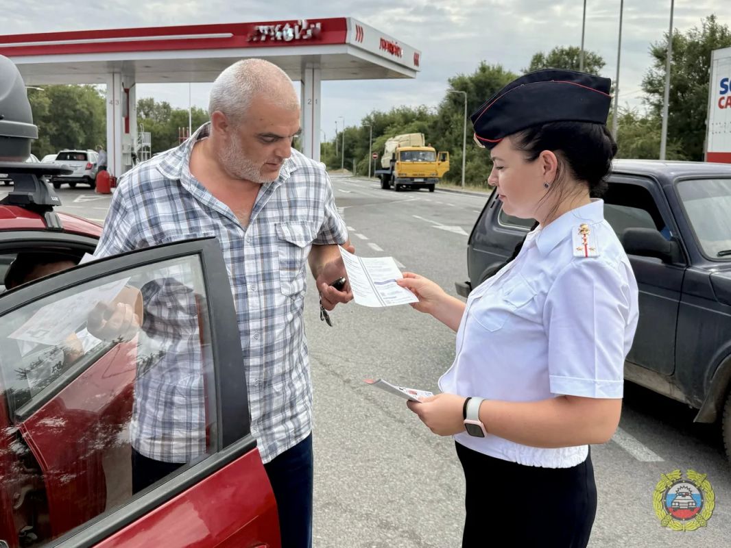 Волгоградская Госавтоинспекция принимает дополнительные меры по обеспечению безопасности дорожного движения в условиях роста его интенсивности в летний сезон Волгоградская Госавтоинспекция принимает дополнительные меры по обеспечению безопасности дорожного движения в условиях роста его интенсивности в летний сезон