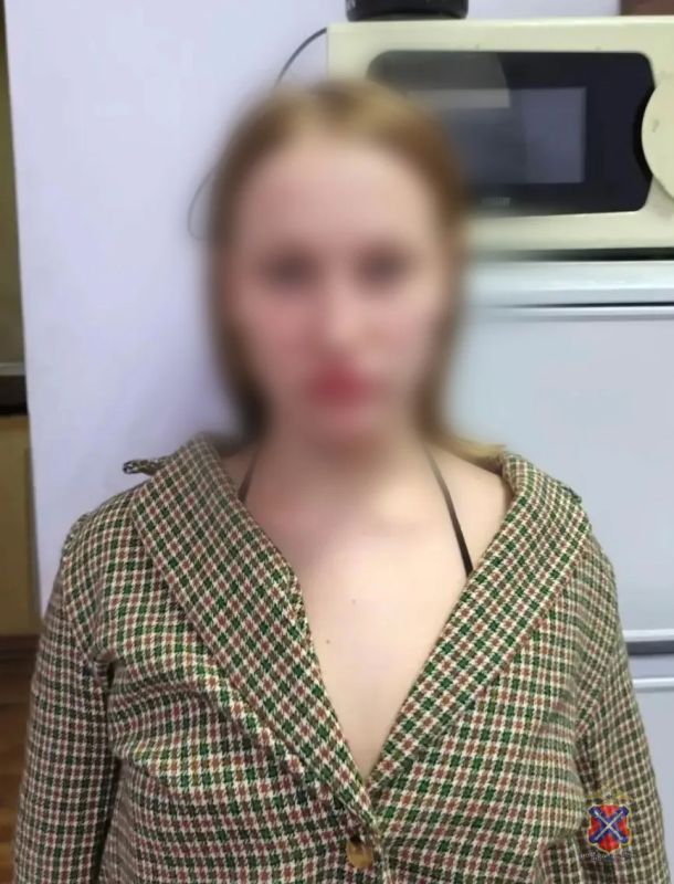 Полицейские задержали жительницу Урюпинска у тайника с наркотическим веществом