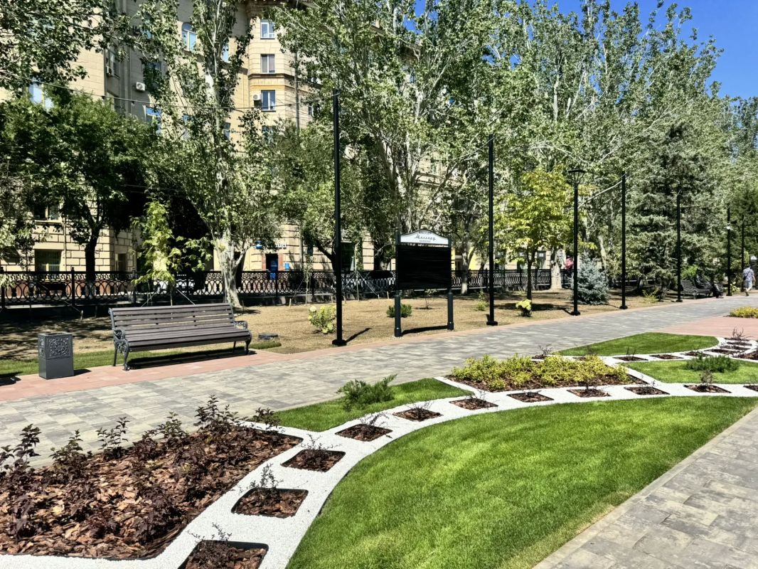 Удивительно милый получился сквер, посвященный творчеству Станислава Говорухина Удивительно милый получился сквер, посвященный творчеству Станислава Говорухина