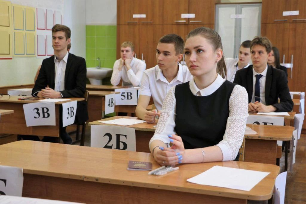В Волгоградской области выпускники, набравшие 100 баллов на ЕГЭ, получат по 100 тысяч рублей