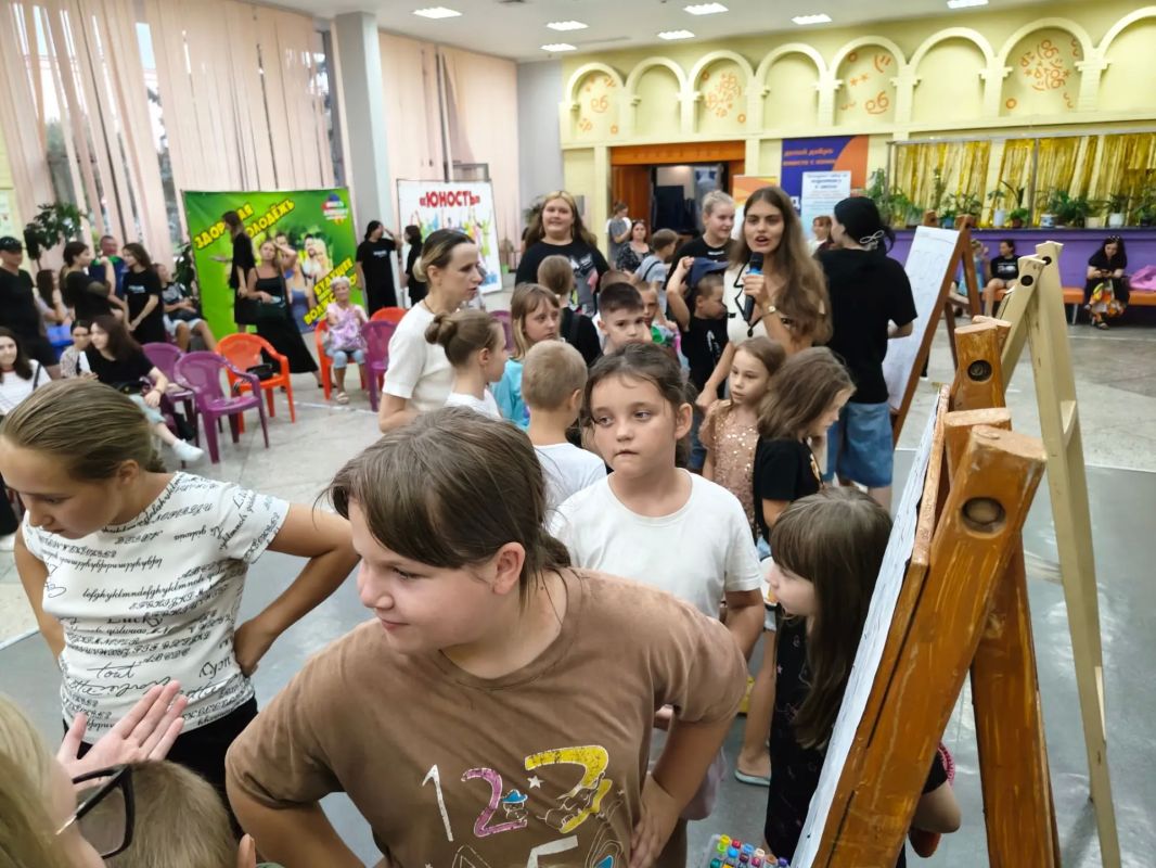 Международный день молодежи в «Юности»! Международный день молодежи в «Юности»!