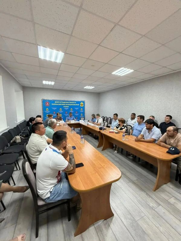 По инициативе прокуратуры Палласовского района на базе администрации Палласовского муниципального района проведено заседание круглого стола, в рамках которого обсуждены вопросы защиты прав субъектов предпринимательства... По инициативе прокуратуры Палласовского района на базе администрации Палласовского муниципального района проведено заседание круглого стола, в рамках которого обсуждены вопросы защиты прав субъектов предпринимательства...