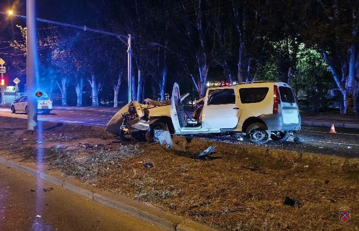 Двое человек погибли и двое пострадали в ДТП в Кировском районе Волгограда