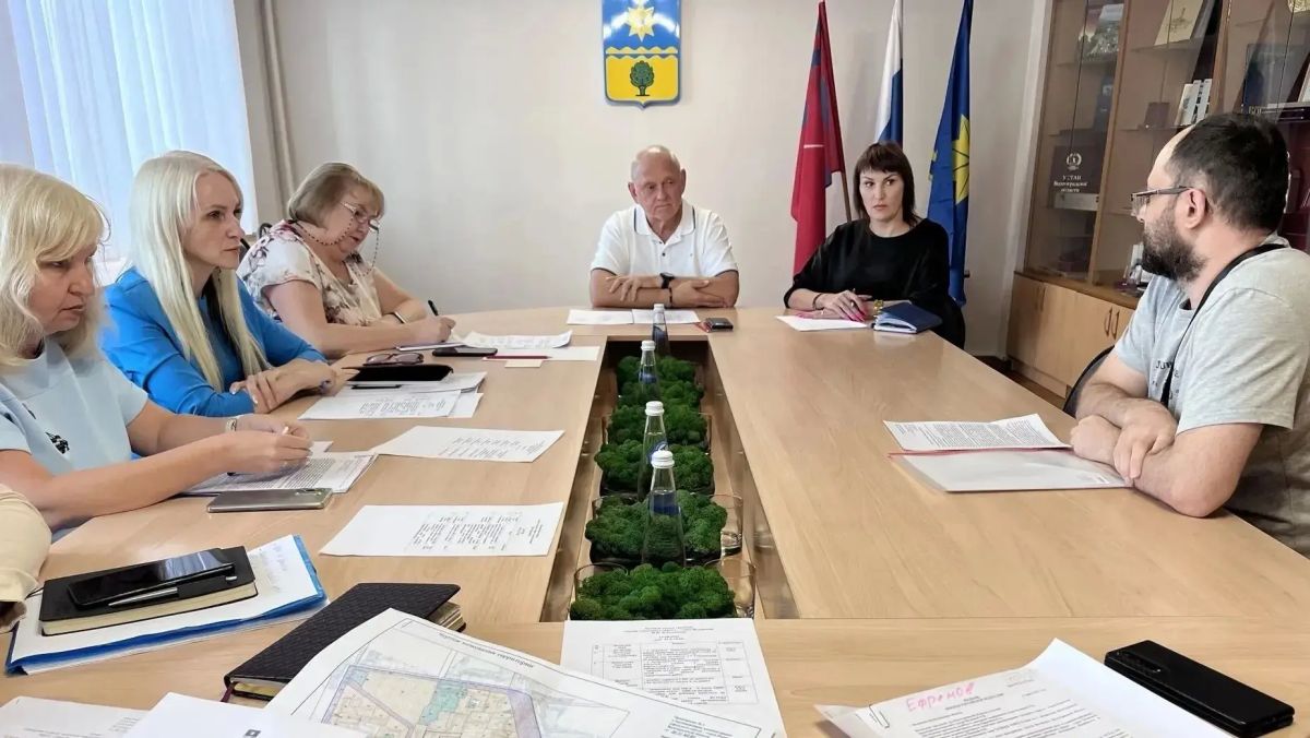 Игорь Воронин провёл приём граждан: парковка, парк «Ноосфера» и жилищные вопросы