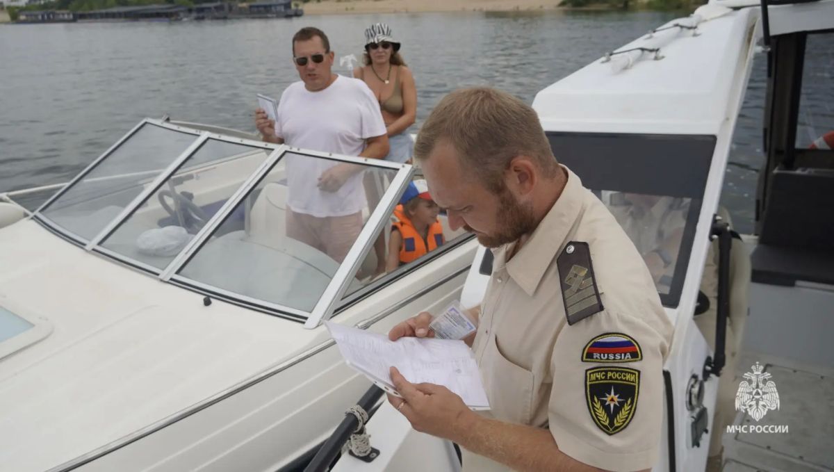 Инспекторы ГИМС продолжают следить за обстановкой на водоемах Инспекторы ГИМС продолжают следить за обстановкой на водоемах