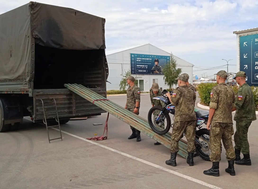 Большую партию легких мотоциклов отправила в зону СВО Волгоградская область — выполнена очередная заявка командиров воинских частей Волгоградского гарнизона Большую партию легких мотоциклов отправила в зону СВО Волгоградская область — выполнена очередная заявка командиров воинских частей Волгоградского гарнизона