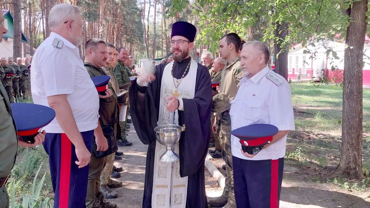 В Хопёрском округе провели военно-полевой сбор «Армейская осень-2026» В Хопёрском округе провели военно-полевой сбор «Армейская осень-2026»