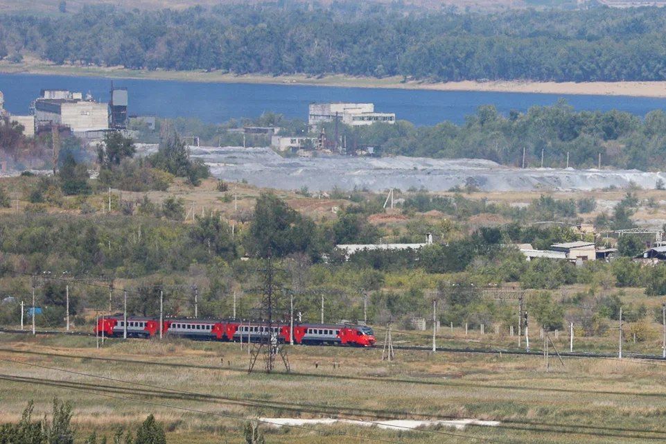 Со 2 сентября по 4 ноября 2026 года в Волгограде изменится расписание пригородного электропоезда, курсирующего между станциями Канальная – Волгоград-1