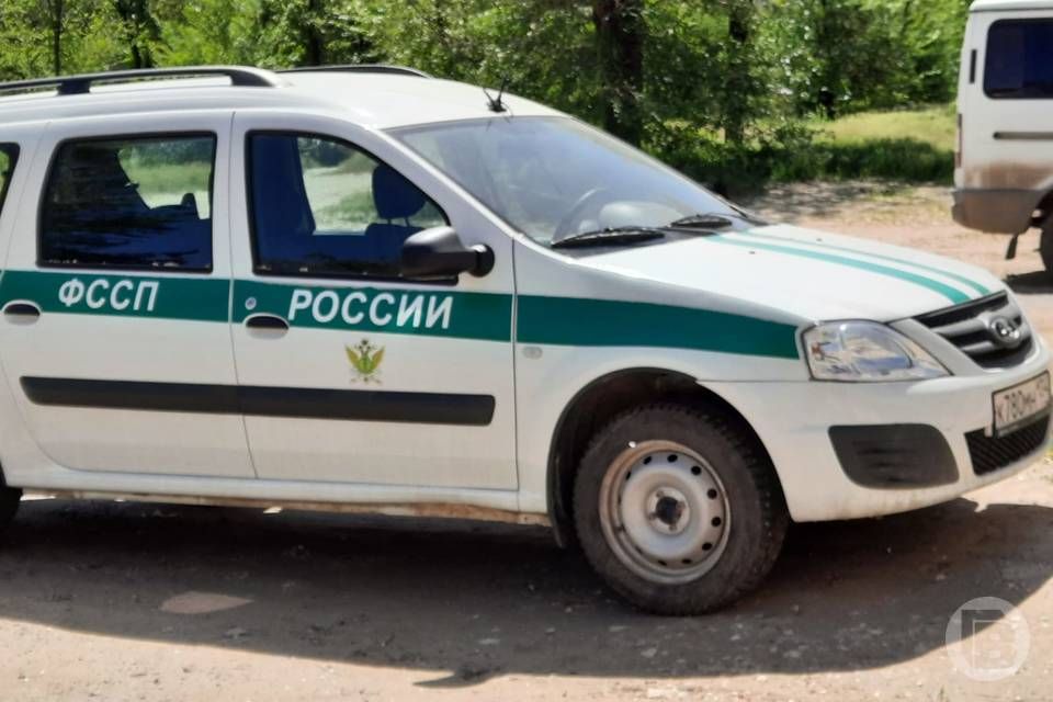 Житель Волгоградской области выплатил более миллиона рублей долга по кредитам и коммунальным услугам после ареста его автомобиля Hyundai Solaris, сообщает ГУ ФССП по региону