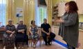В Ворошиловском районе участковые уполномоченные полиции и общественники рассказали пенсионерам о распространенных схемах обмана, которые используют мошенники