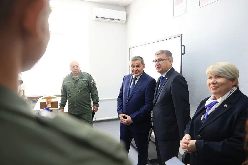 В Волгоградской области разработают программу финансового стимулирования педагогов В Волгоградской области разработают программу финансового стимулирования педагогов