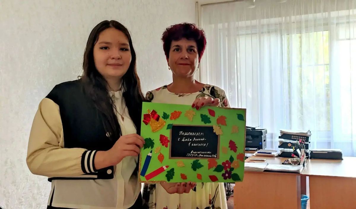 Для кого-то — первый звонок, для кого-то — последний школьный год Для кого-то — первый звонок, для кого-то — последний школьный год