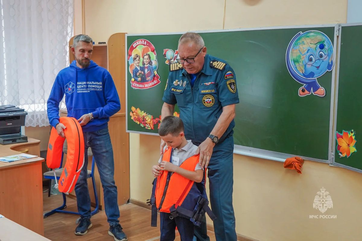 Безопасность подрастающего поколения - общая задача Безопасность подрастающего поколения - общая задача