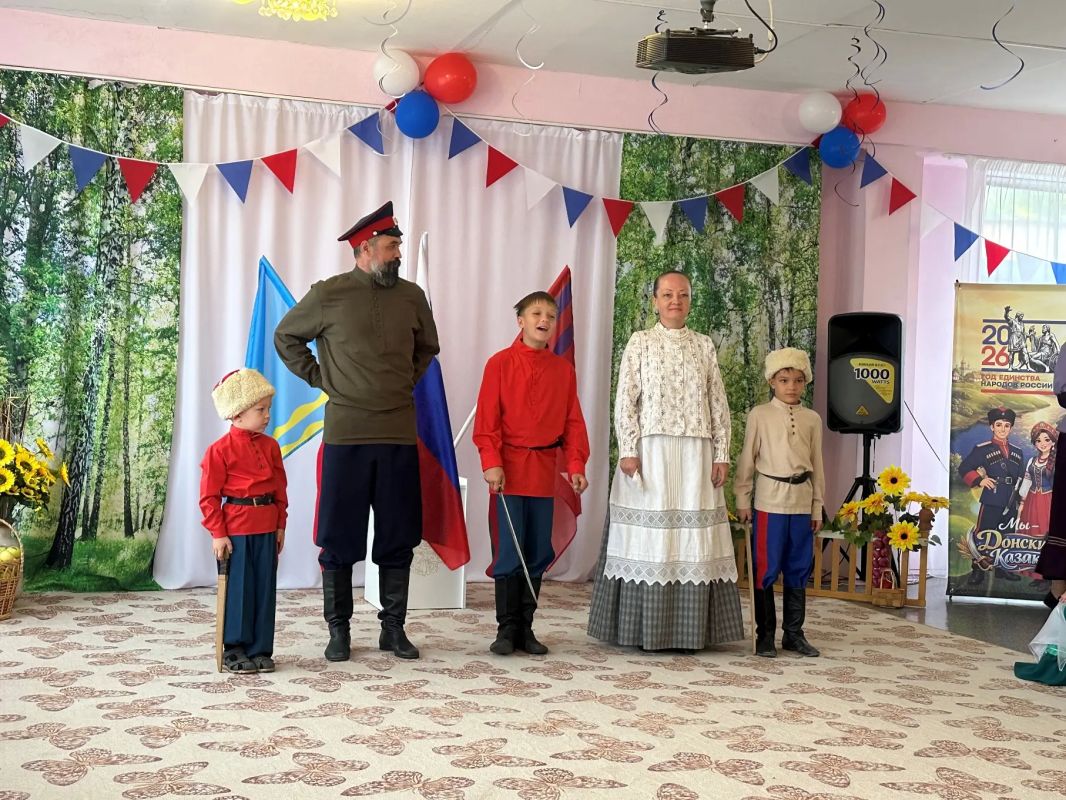 В детском саду № 99 «Крепыш» состоялось торжественное открытие группы «Казачата» В детском саду № 99 «Крепыш» состоялось торжественное открытие группы «Казачата»