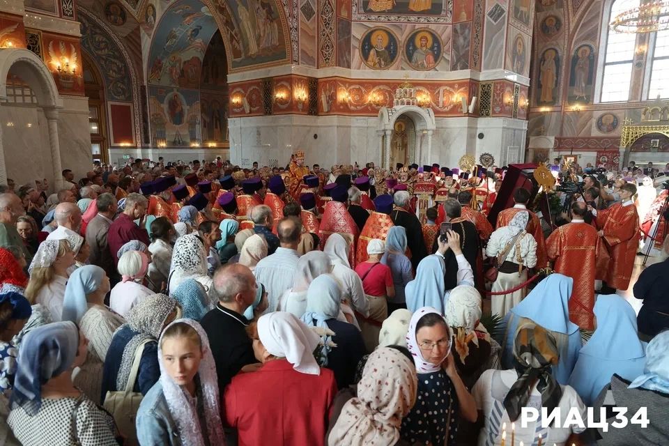 Донская икона Божией Матери прибыла в Волгоградскую область Донская икона Божией Матери прибыла в Волгоградскую область