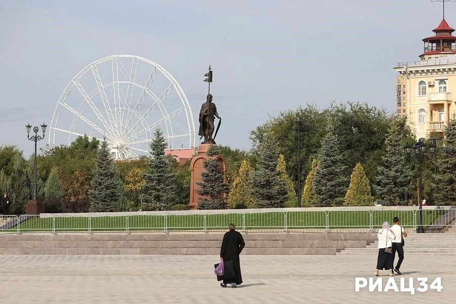 Площадь Павших борцов: реконструкция в цифрах Площадь Павших борцов: реконструкция в цифрах