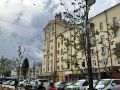 Доминантой обновленной в этом году улицы стала легендарная скульптура Вучетича «Перекуем мечи на орала»