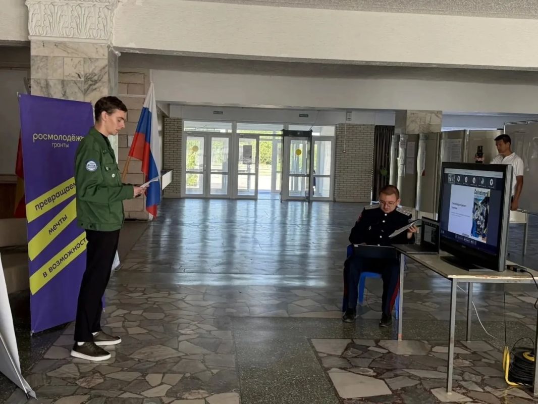 Наши ребята отлично показывают себя в грантовых конкурсах по всей стране Наши ребята отлично показывают себя в грантовых конкурсах по всей стране
