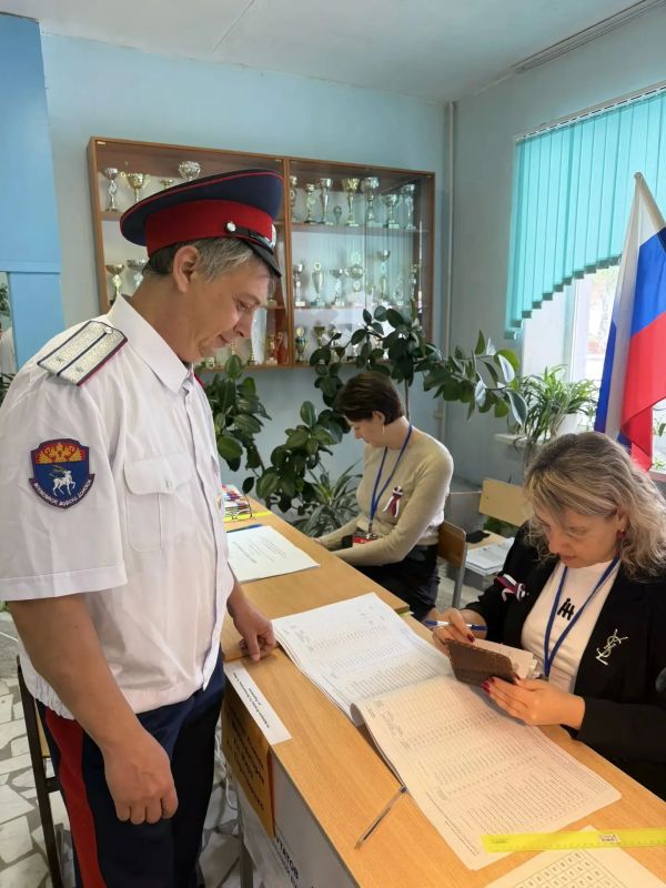 Первый день голосования завершен Первый день голосования завершен