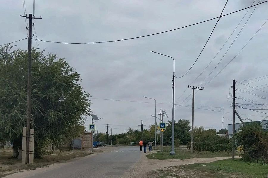 В Светлоярском и Калачёвском районах завершено строительство двух линий улично-дорожного освещения общей протяженностью более 9 км В Светлоярском и Калачёвском районах завершено строительство двух линий улично-дорожного освещения общей протяженностью более 9 км