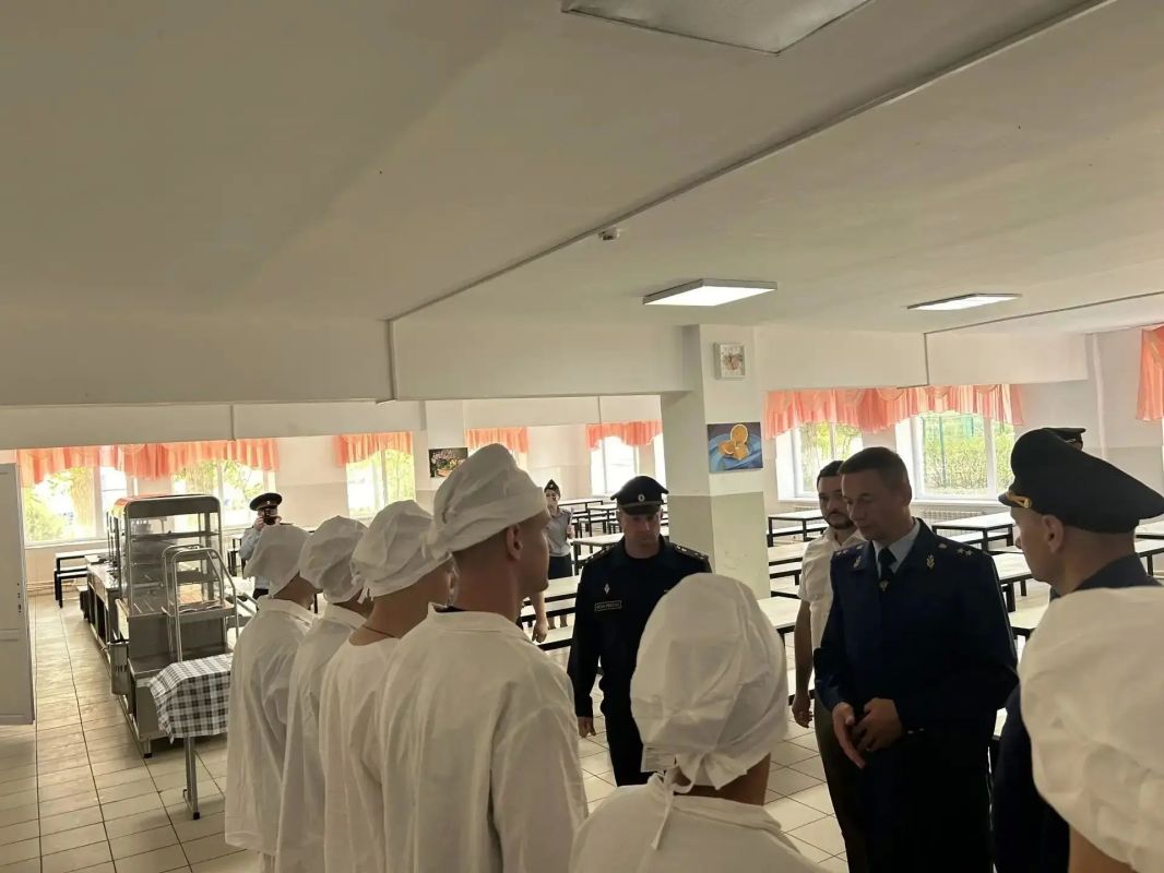 Прокурор Волгоградской области проверил деятельность пенитенциарных учреждений в городе Камышине Прокурор Волгоградской области проверил деятельность пенитенциарных учреждений в городе Камышине