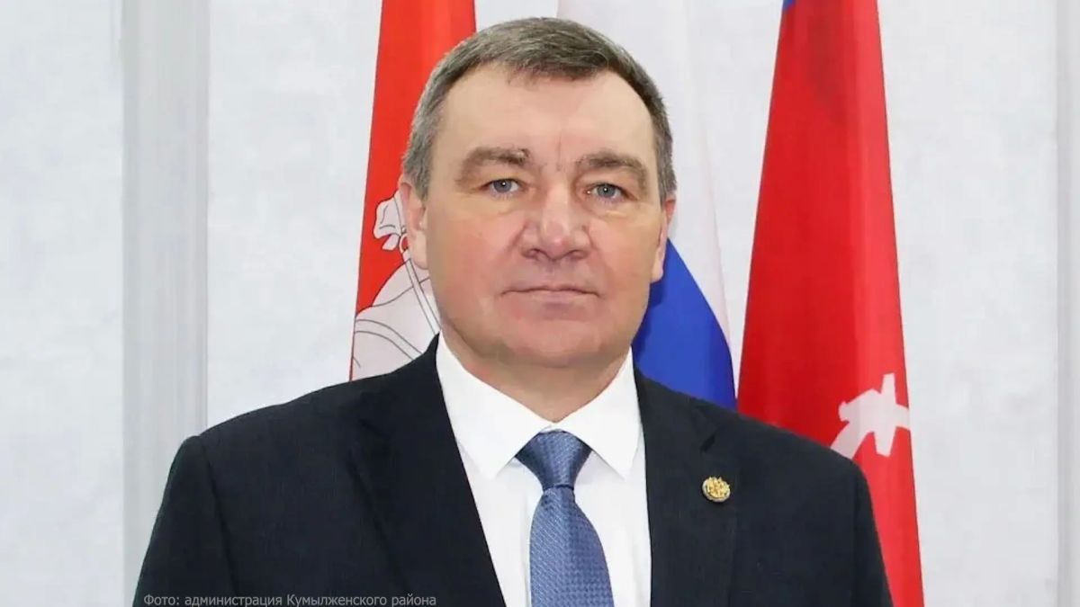 Глава Кумылженского района Валерий Денисов покинул пост для отправки на СВО