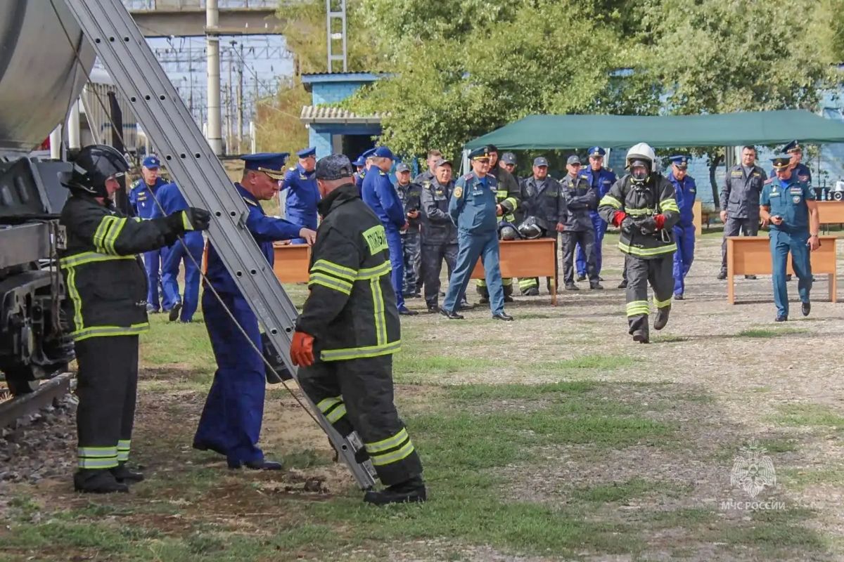 В Волгограде прошли соревнования ведомственной пожарной охраны В Волгограде прошли соревнования ведомственной пожарной охраны
