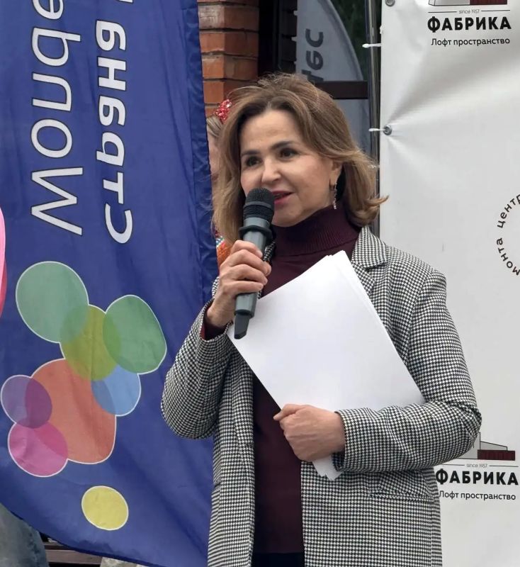 В Тракторозаводском районе прошла «Прядильная вечёрка» - праздник народного творчества и традиций В Тракторозаводском районе прошла «Прядильная вечёрка» - праздник народного творчества и традиций